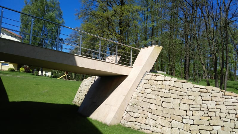 Chodníky, obruby a komunikace - realizace 8